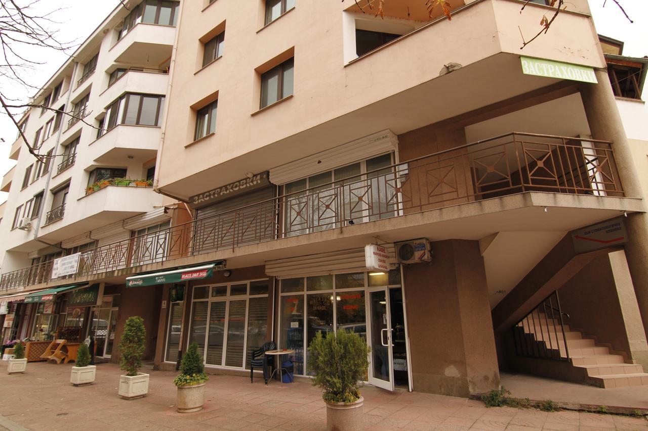 Stay Nexus Near Airport Sofia Exterior photo